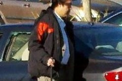 Police release witness’ cell phone pic of man who smashed windows