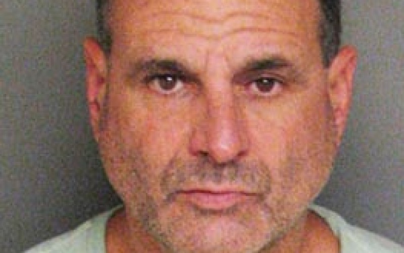 Deputies use Tasers to Subdue Suspect