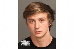 Citizen Chases Thief into Police Grasp