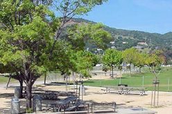 Suspect Threatens to Shoot Officers at Children’s Playground