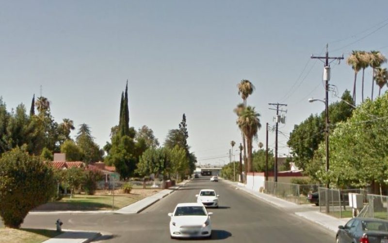 3 Shot, 3-Year-Old Dies, Suspects Sought