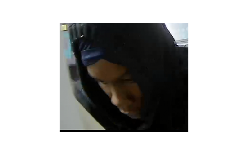 Burglars Who Stole Thousands of Dollars’ Worth of Cigarettes Remain Uncaptured