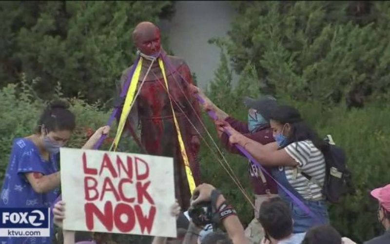 4 Women Arrested for Vandalizing a Statue of Junipero Serra