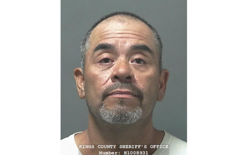 Kings County man accused of leading deputies on 100+ mph pursuit on motorcycle