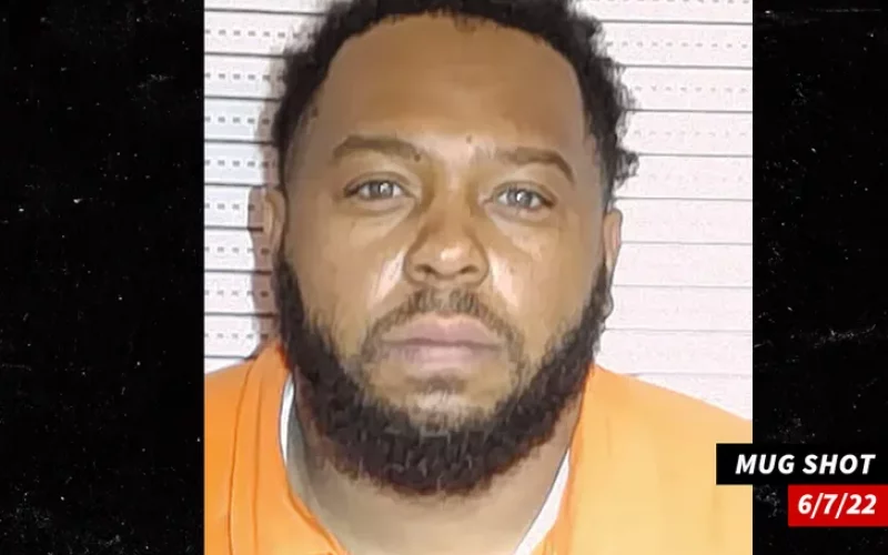 RAPPER TROUBLE MURDER SUSPECT TURNS HIMSELF IN After Mom Encouraged Him