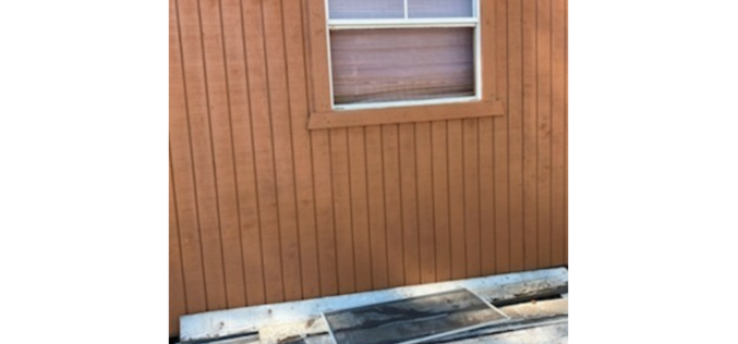 Suspected burglar reportedly interrupted by resident, tries to run from deputies