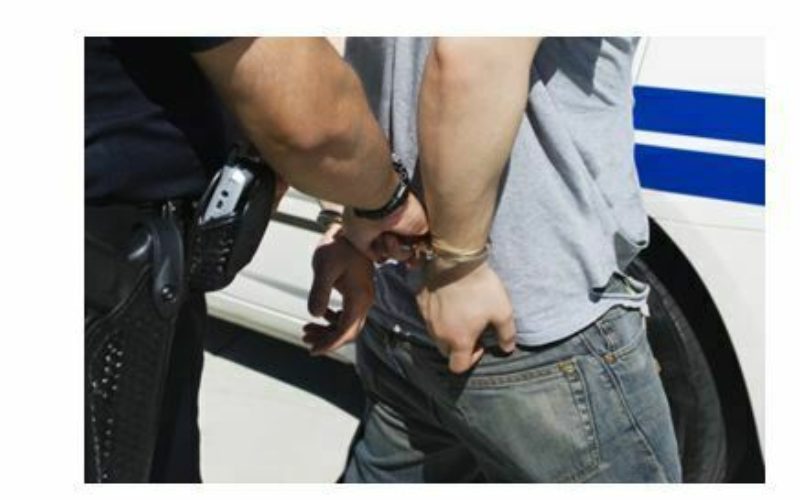 Mid-Flood Thieves Tracked Down & Arrested